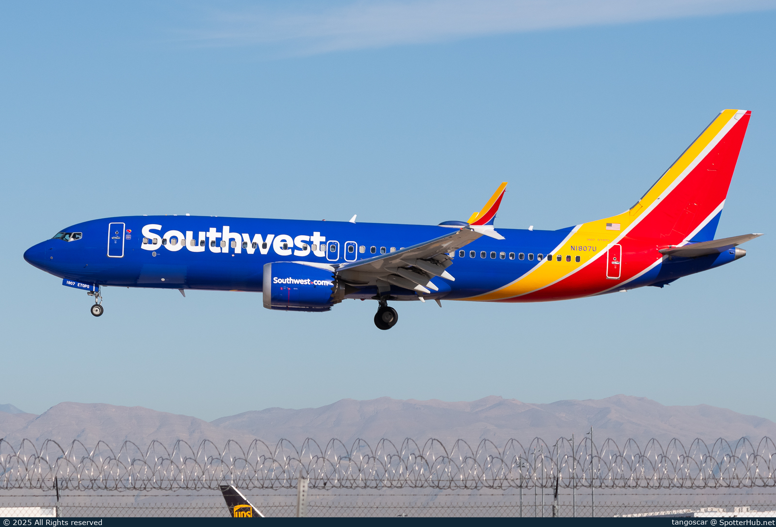 Photo of N1807U - Boeing 737 MAX 8 operated by Southwest Airlines