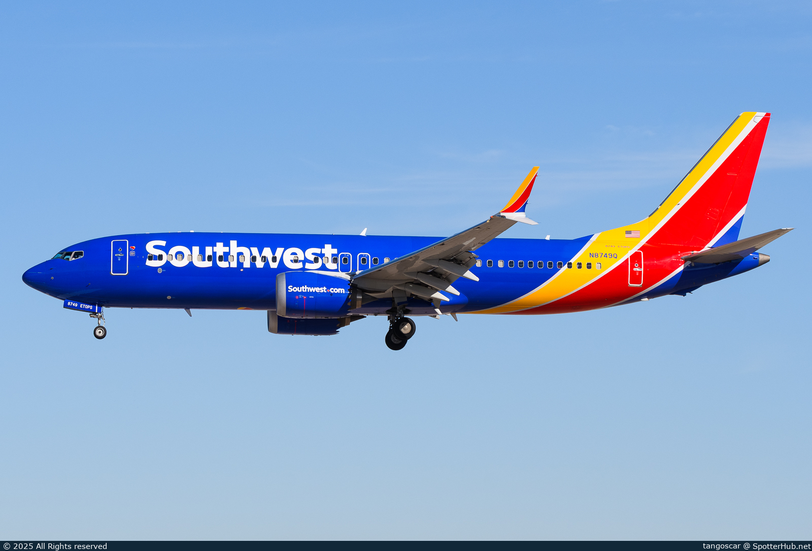 Photo of N8749Q - Boeing 737 MAX 8 operated by Southwest Airlines