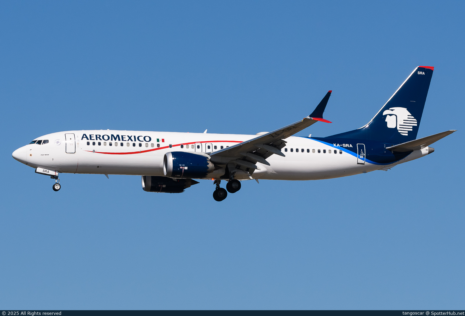 Photo of XA-SRA - Boeing 737 MAX 8 operated by Aeroméxico