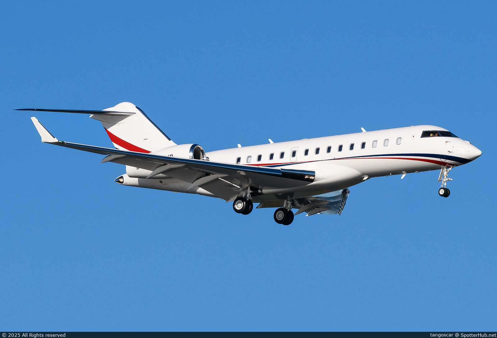 Photo of N609JP - Bombardier Global 6500 operated by PepsiCo