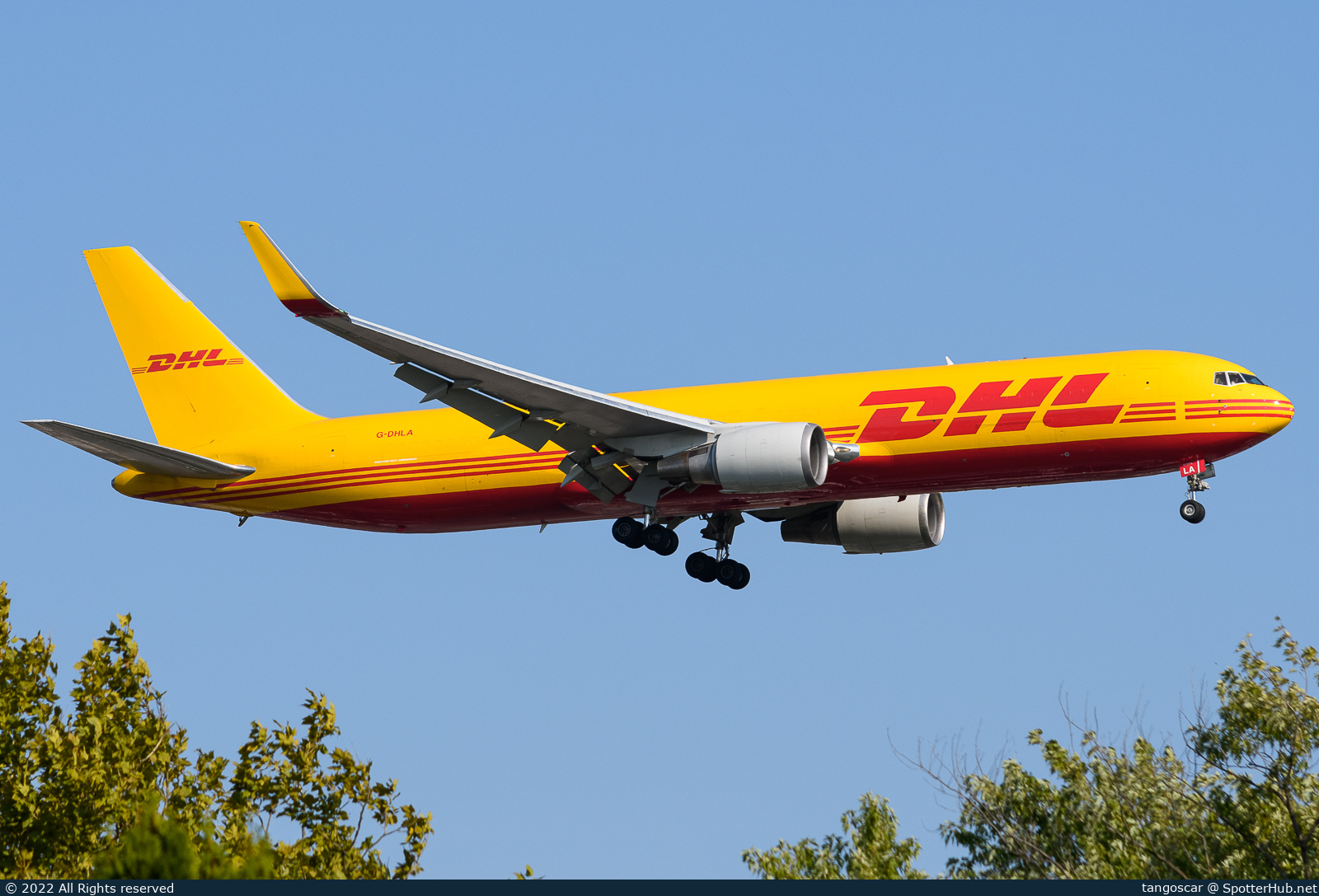 Photo of G-DHLA - Boeing 767-323(ER)(BDSF) operated by DHL Air