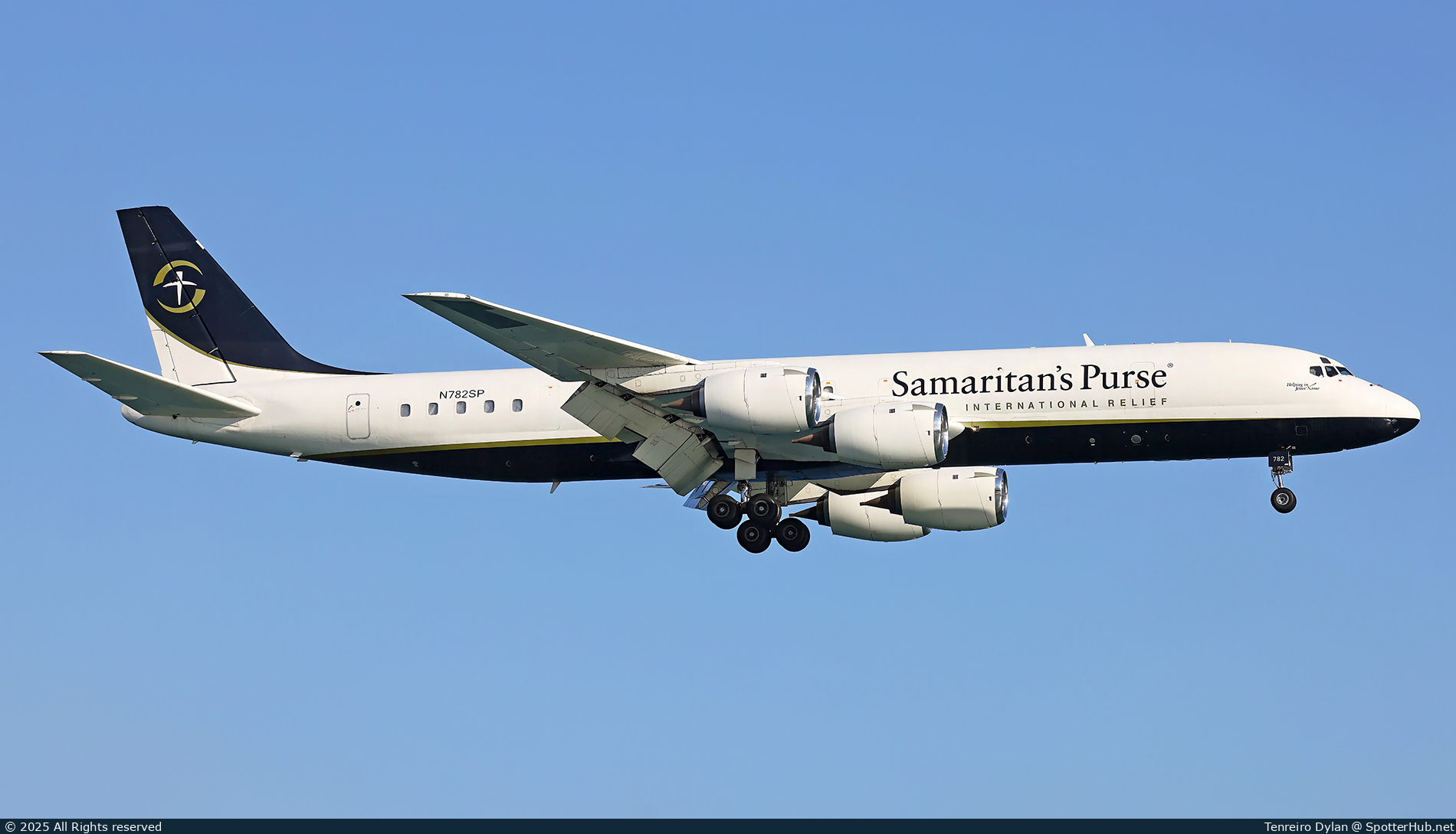 Photo of N782SP - Douglas DC-8-72CF operated by Samaritan's Purse