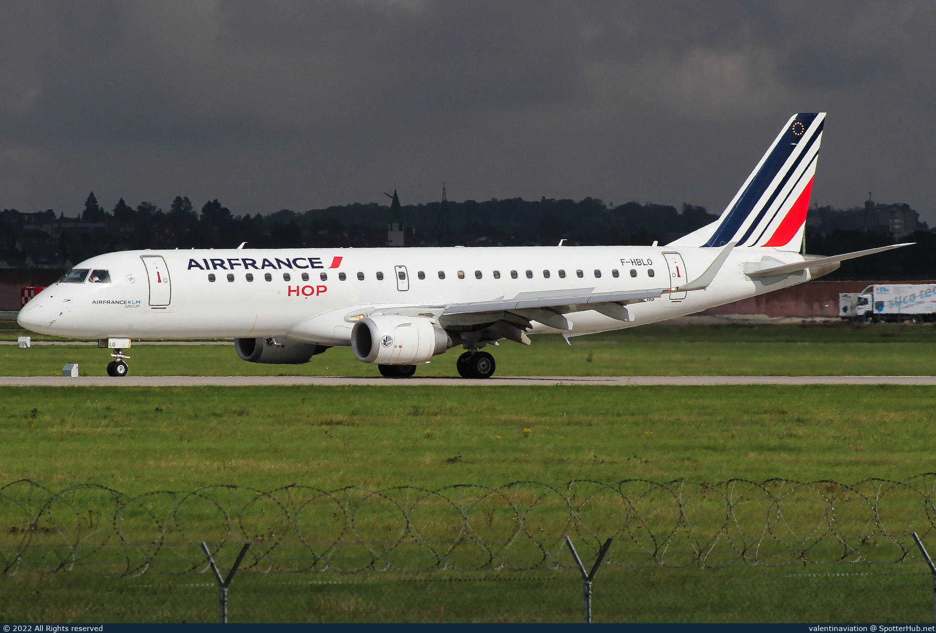 Photo of F-HBLO - Embraer ERJ-190STD operated by Air France HOP