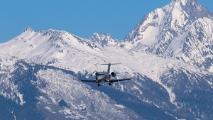 Photo of 9H-VFQ - Bombardier Challenger 605 operated by VistaJet