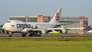 Photo of LX-ECV - Boeing 747-4HQF(ER) operated by Cargolux