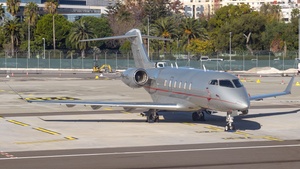 Photo of 9H-VCL - Bombardier Challenger 350 operated by VistaJet