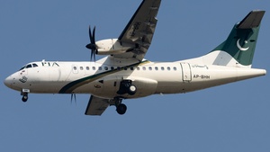 AP-BHH - ATR 42-500