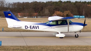 Photo of D-EAVI - Reims-Cessna F172N Skyhawk II operated by AFS Aviators Flight School