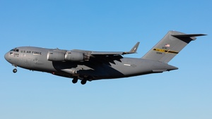 Photo of 00-0184 - Boeing C-17A Globemaster III operated by US Air Force