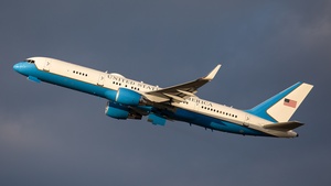 Photo of 99-0003 - Boeing C-32A operated by US Air Force