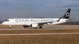 Photo of I-ADJV - Embraer ERJ-195LR operated by Air Dolomiti