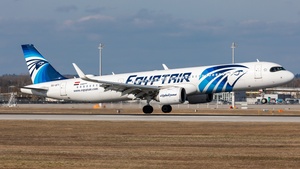 Photo of SU-GFT - Airbus A321-251NX operated by Egyptair