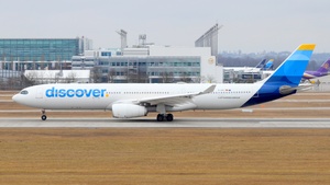 Photo of D-AIKC - Airbus A330-343 operated by Discover Airlines
