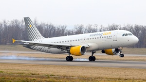 Photo with serial 3203 - Airbus A320-216