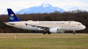Photo of HZ-ASA - Airbus A320-214 operated by Saudi Arabian Airlines