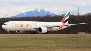 Photo with serial 42348 - Boeing 777-31H(ER)