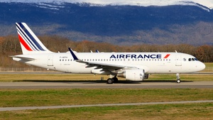 Photo of F-HEPH - Airbus A320-214 operated by Air France