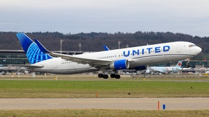 Photo of N666UA - Boeing 767-322(ER) operated by United Airlines