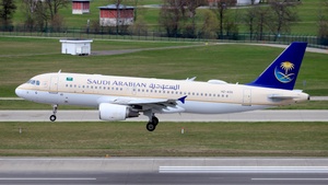 Photo of HZ-ASG - Airbus A320-214 operated by Saudi Arabian Airlines