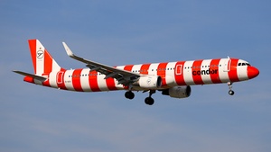 Photo of D-AIAI - Airbus A321-211 operated by Condor