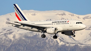 Photo of F-GUGN - Airbus A318-111 operated by Air France