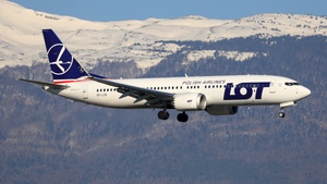 Photo of SP-LYB - Boeing 737 MAX 8 operated by LOT Polish Airlines