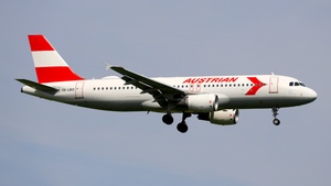 Photo of OE-LBO - Airbus A320-214 operated by Austrian Airlines
