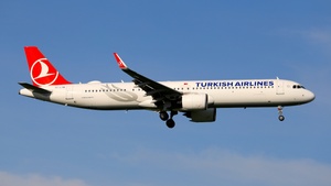 Photo of TC-LTM - Airbus A321-271NX operated by Turkish Airlines
