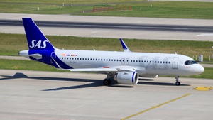 Photo of EI-SIN - Airbus A320-251N operated by SAS Connect