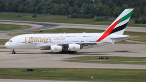 Photo of A6-EUJ - Airbus A380-861 operated by Emirates