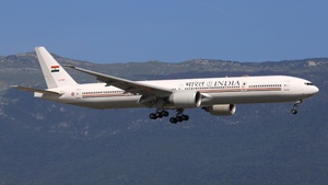 Photo of K7066 - Boeing 777-337(ER) operated by Government of India
