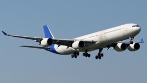 Photo of D-AUSZ - Airbus A340-642 operated by Universal Sky Carrier