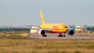D-AALY - Boeing 777-F