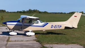 Photo of D-EITP - Reims-Cessna F172P Skyhawk II operated by Aeroclub Damme