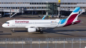 Photo of D-AEWL - Airbus A320-214 operated by Eurowings