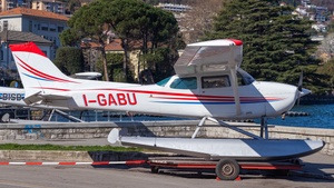 Photo of I-GABU - Cessna 172N Skyhawk II operated by Aero Club Como