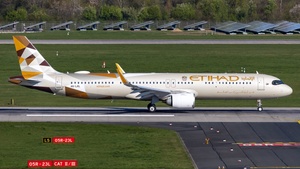 Photo of A6-LRL - Airbus A321-251NX operated by Etihad Airways