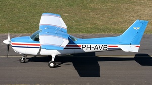 PH-AVB