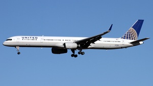Boeing 757-33N