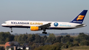 Photo of TF-FIG - Boeing 757-23A(PF) operated by Icelandair Cargo