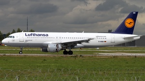 Photo of D-AIQH - Airbus A320-211 operated by Lufthansa