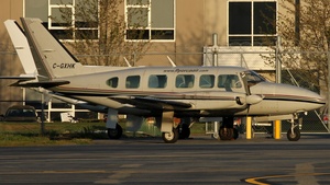 Photo of C-GXHK - Piper PA-31-350 Navajo Chieftain