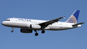 Photo of N411UA - Airbus A320-232 operated by United Airlines
