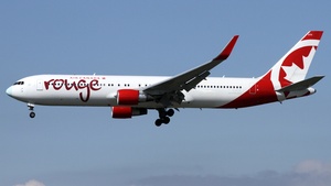 Photo of C-FIYE - Boeing 767-33A(ER) operated by Air Canada Rouge