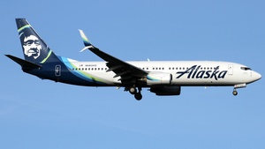 Photo of N563AS - Boeing 737-890 operated by Alaska Airlines