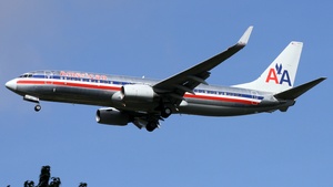 Photo of N931AN - Boeing 737-823 operated by American Airlines