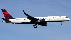 Photo of N546US - Boeing 757-251 operated by Delta Air Lines