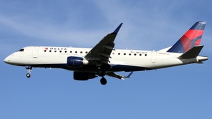 Photo of N624CZ - Embraer ERJ-175LR operated by Delta Connection (opb Compass Airlines)