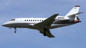 Photo of N284QS - Dassault Falcon 2000EX operated by NetJets