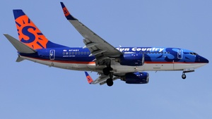 Photo of N714SY - Boeing 737-752 operated by Sun Country Airlines